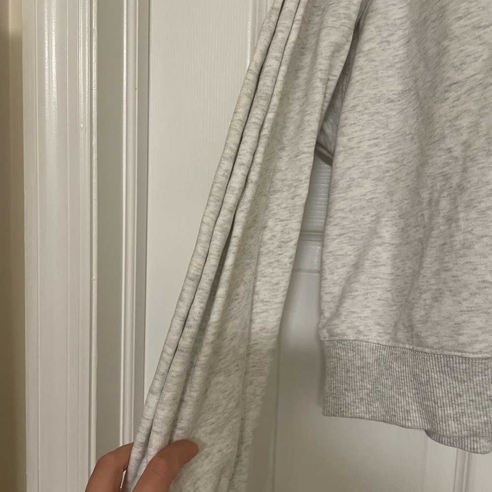 POPFLEX Heather Gray Crewneck Crop Sweatshirt - Picture 4 of 4